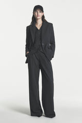 ONE BUTTON BLAZER