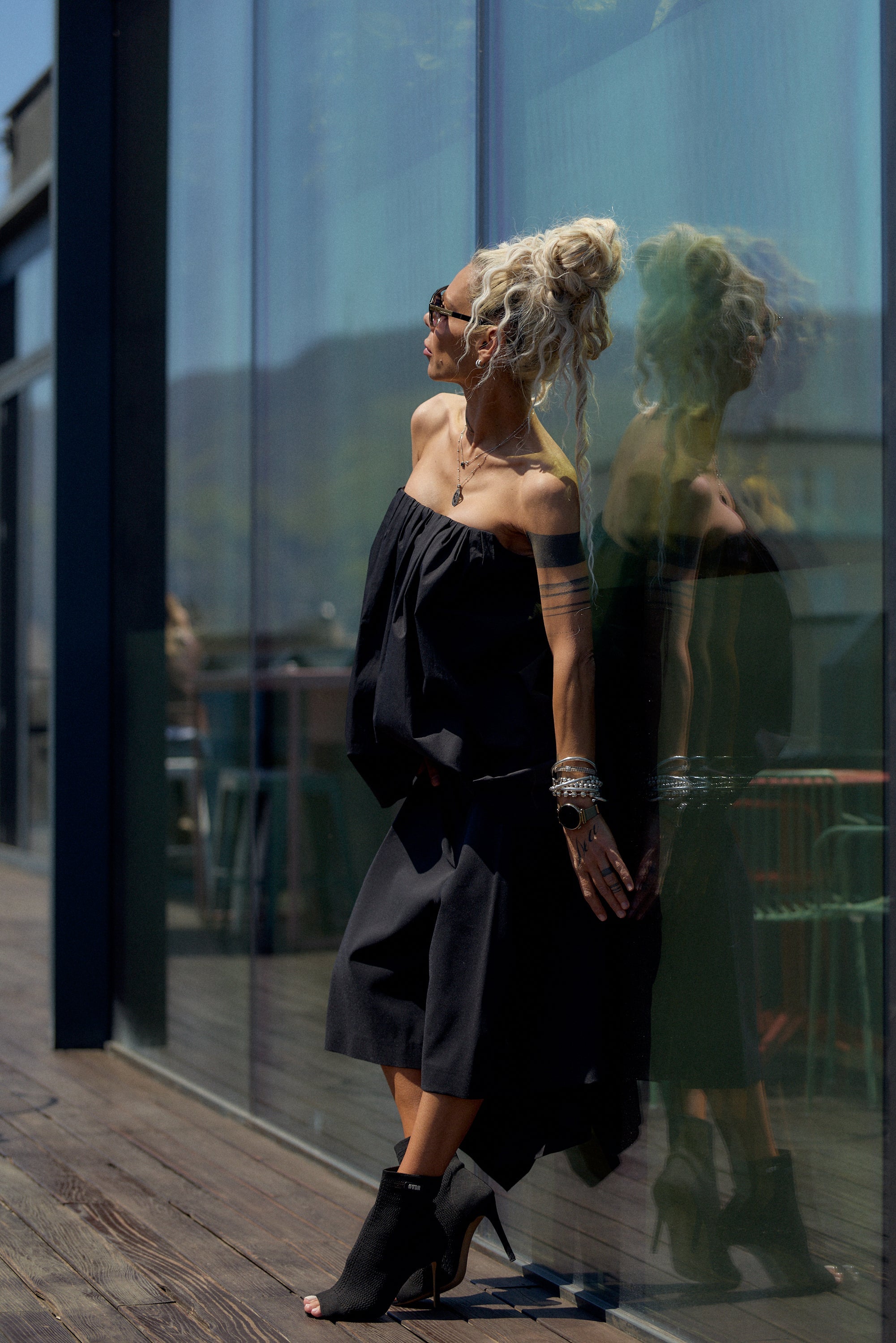 Black Oversized Strapless Tunic