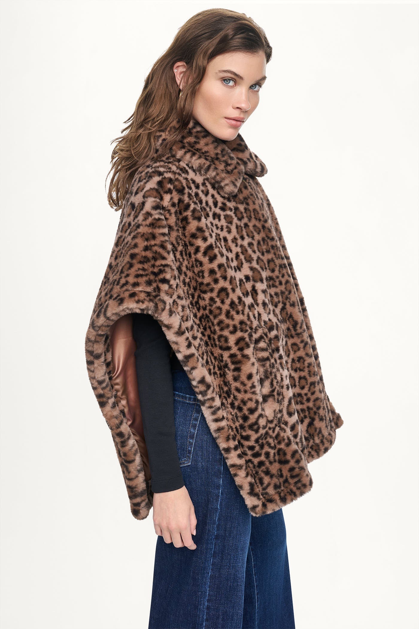 ASYMMETRICAL FAUX FUR PONCHO