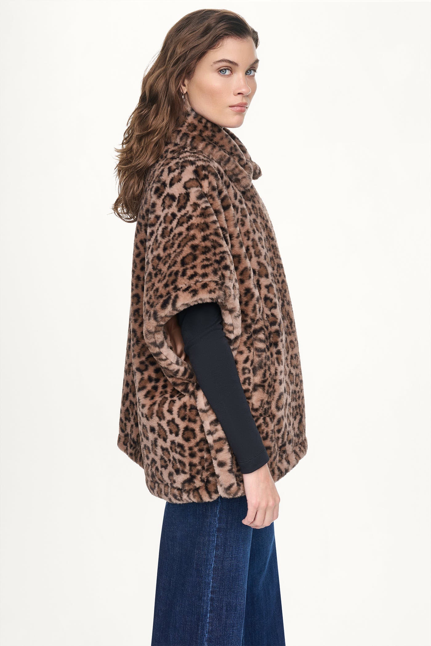 ASYMMETRICAL FAUX FUR PONCHO