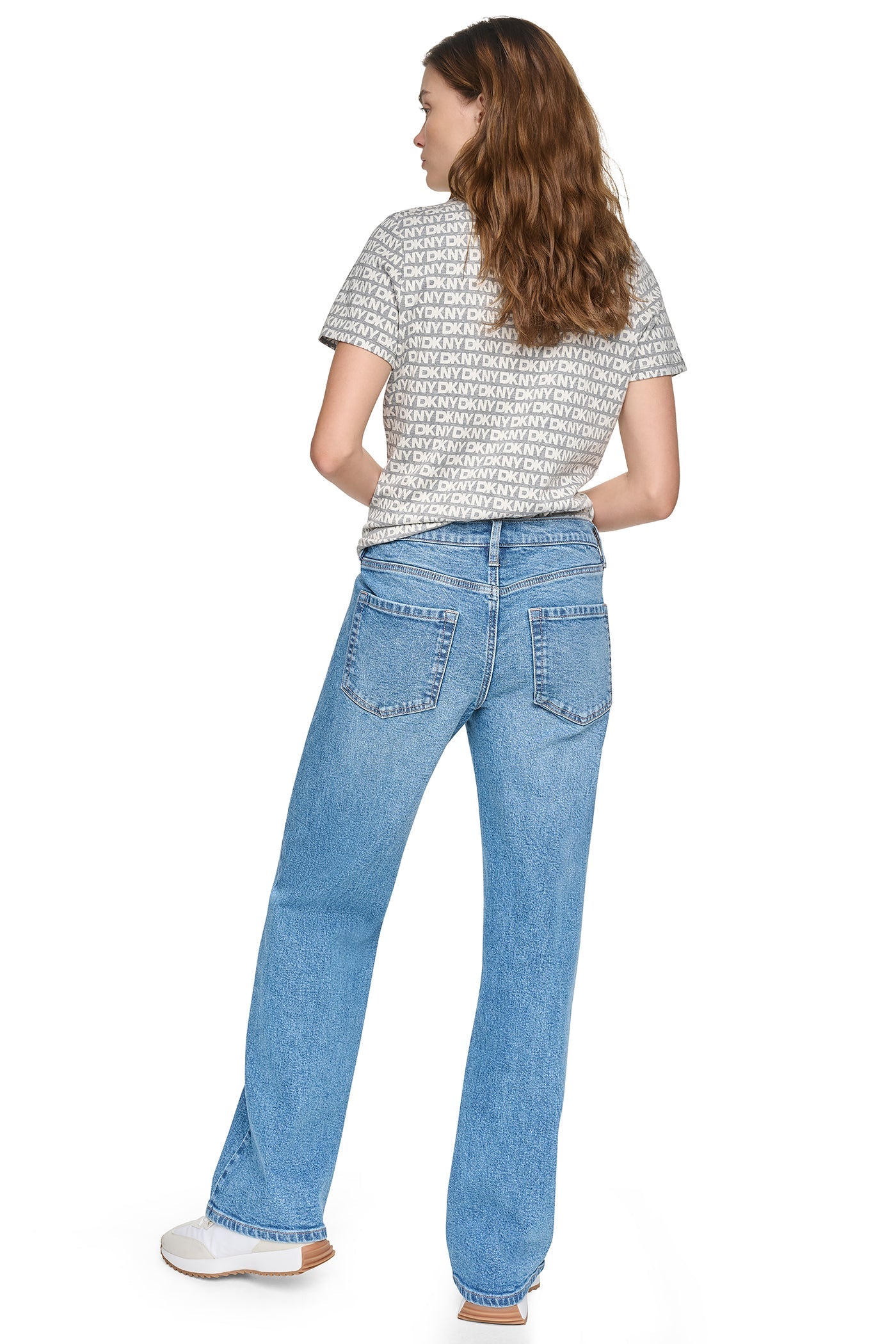 MID-RISE MODERN STRAIGHT LEG JEAN