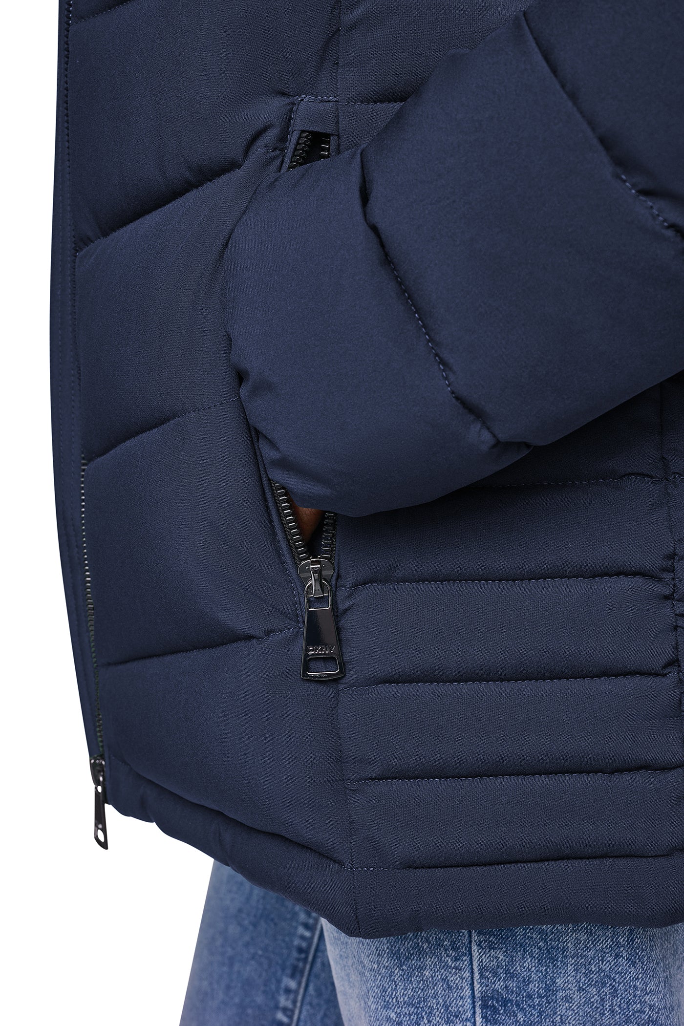 PACKABLE PUFFER JACKET