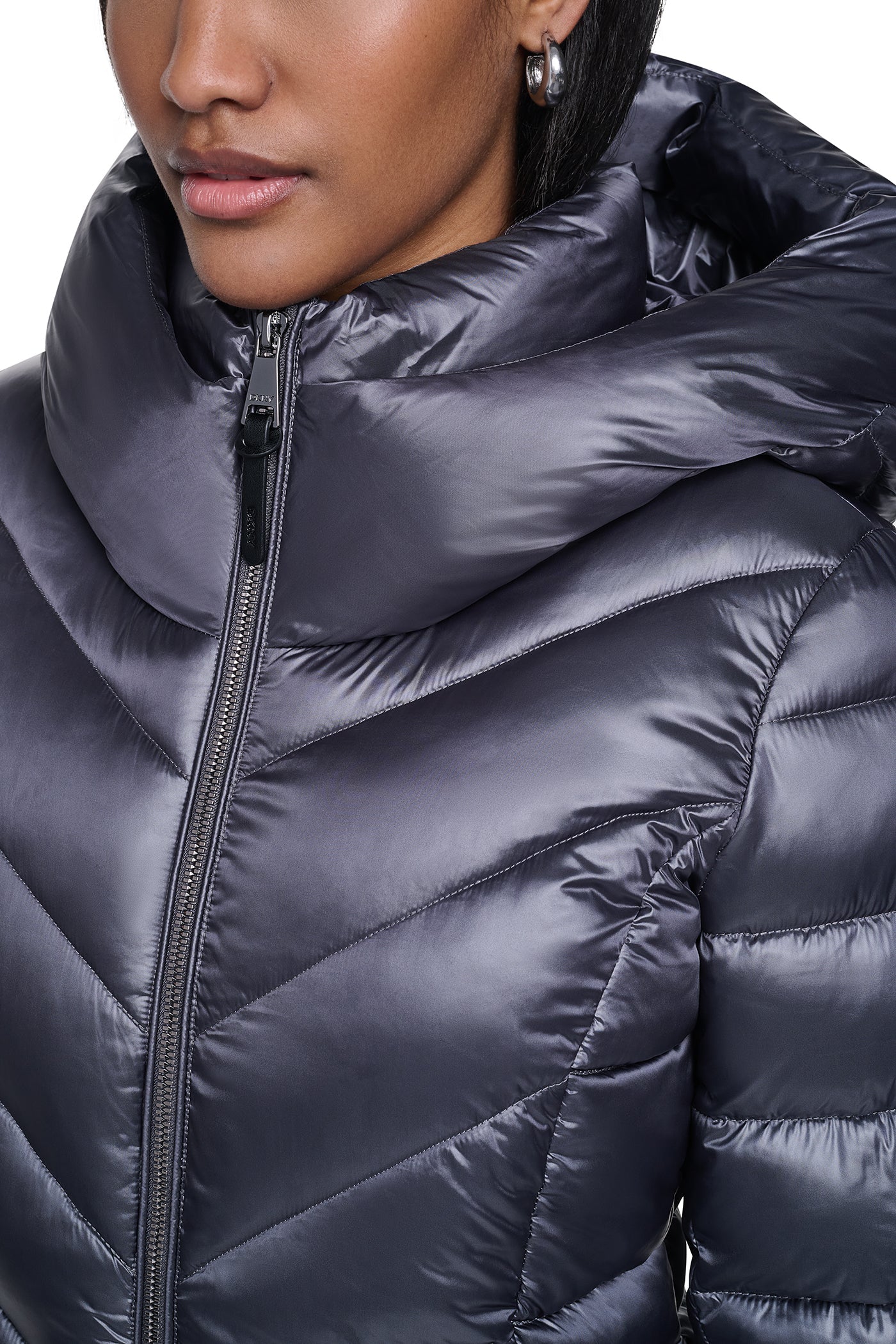 PEARLIZED CHEVRON PUFFER