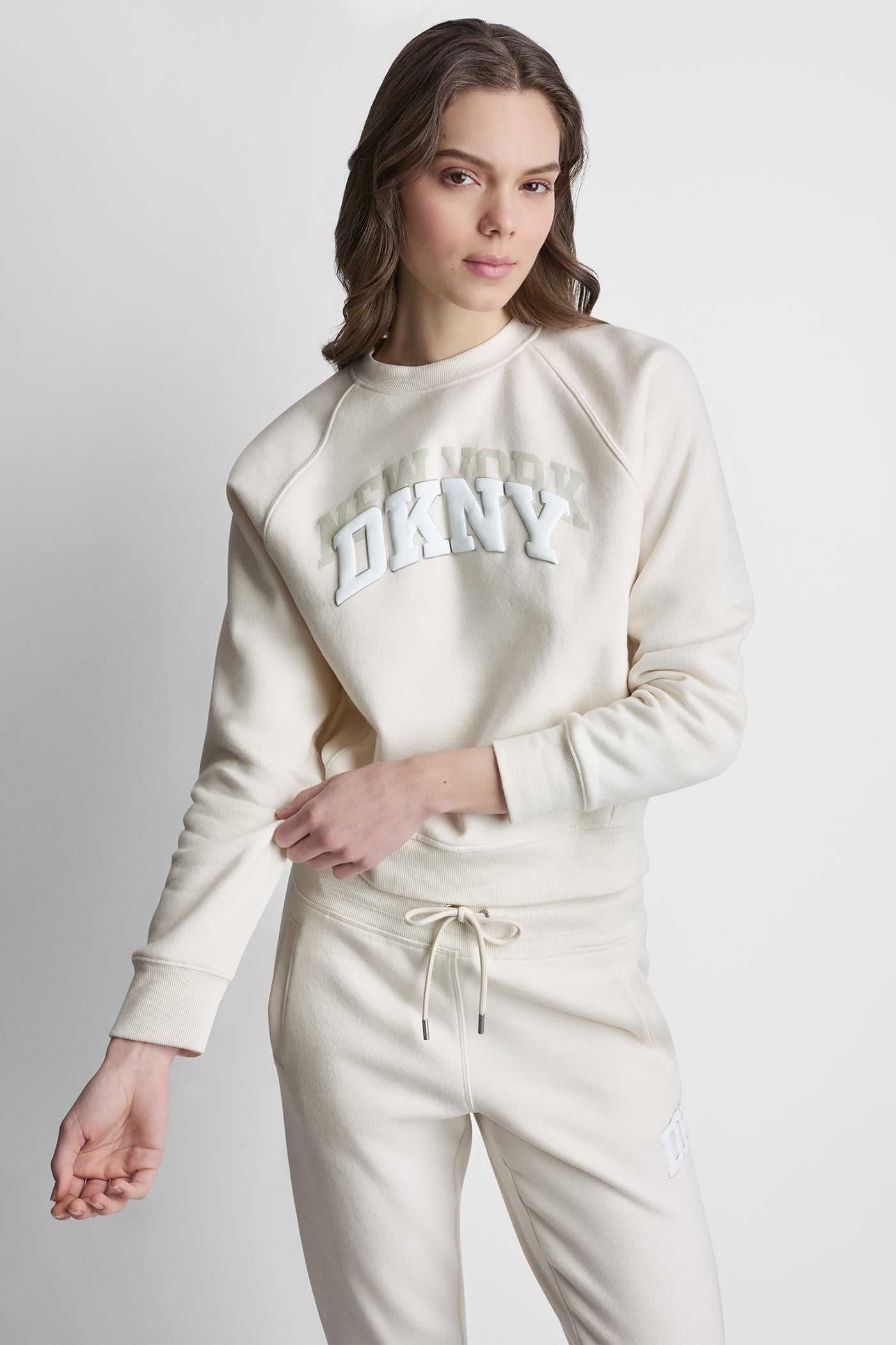 SHADOW VARSITY LOGO CREW NECK