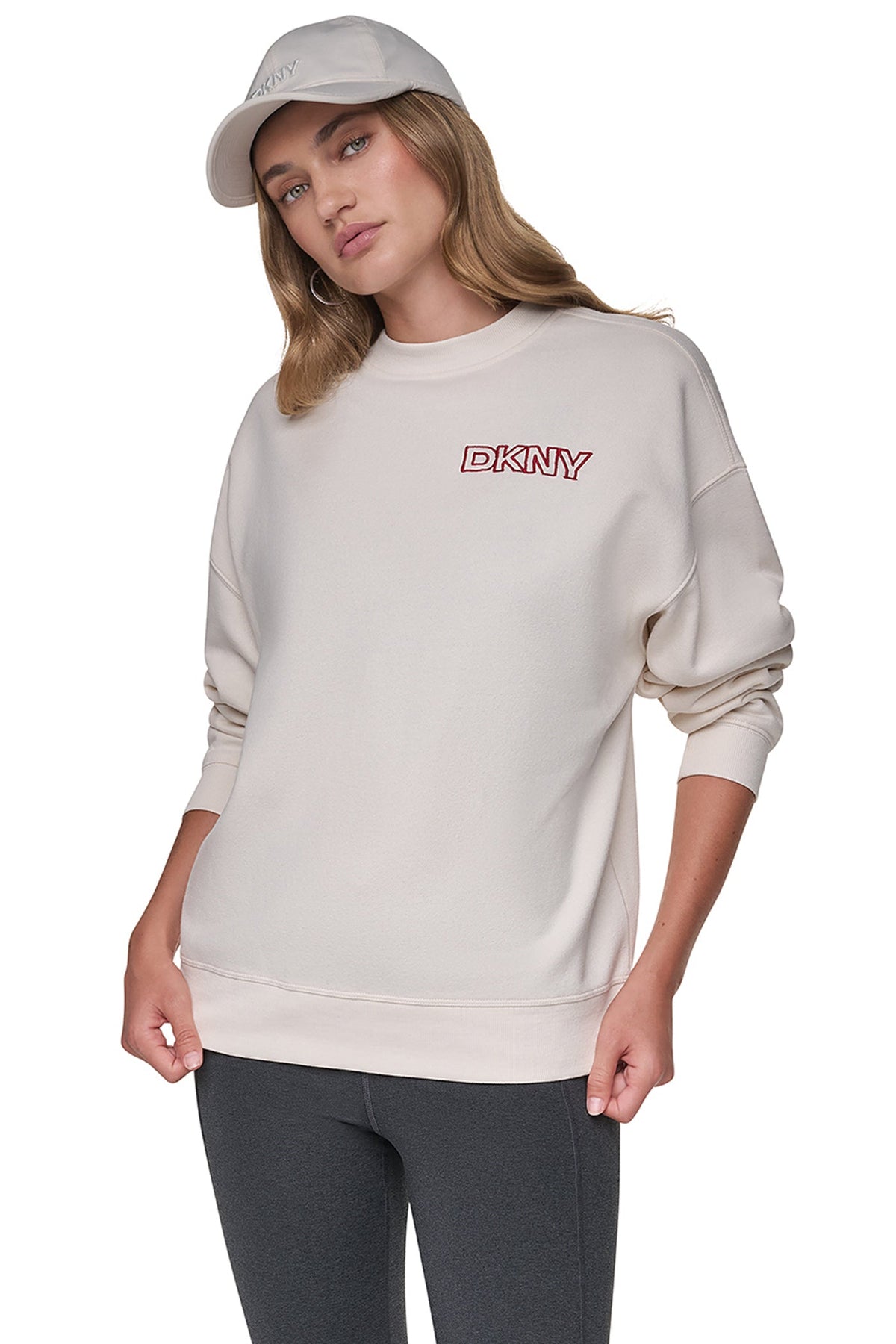 OVERSIZED EMBROIDERED SWEATSHIRT