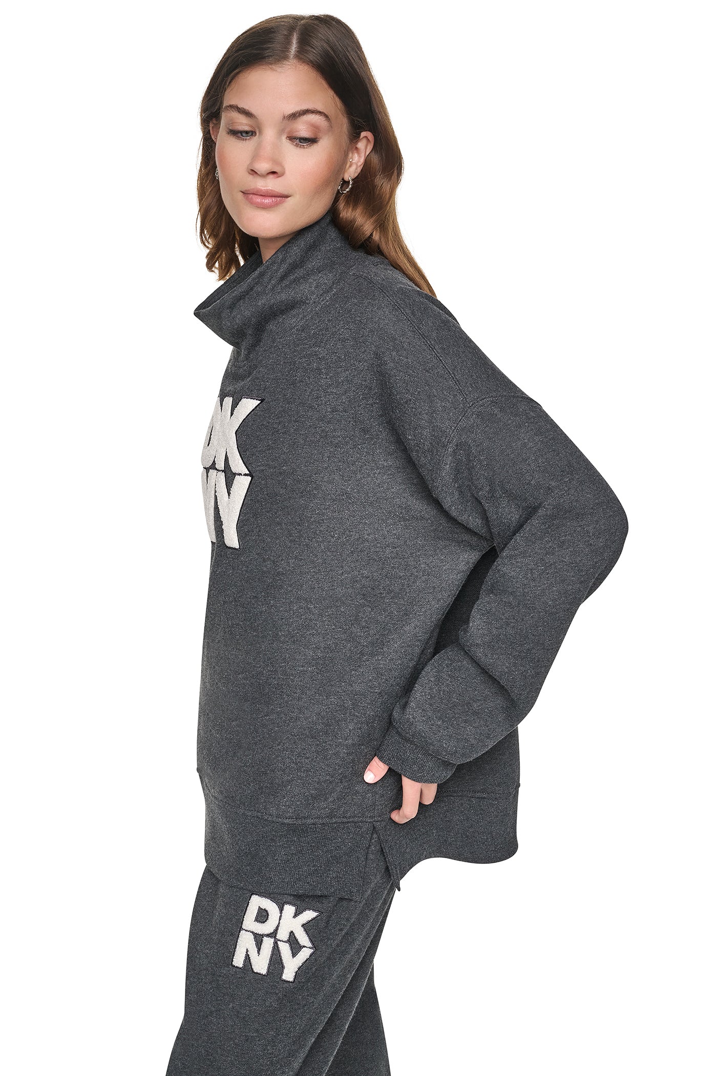 CHENILLE LOGO MOCK NECK SWEATSHIRT