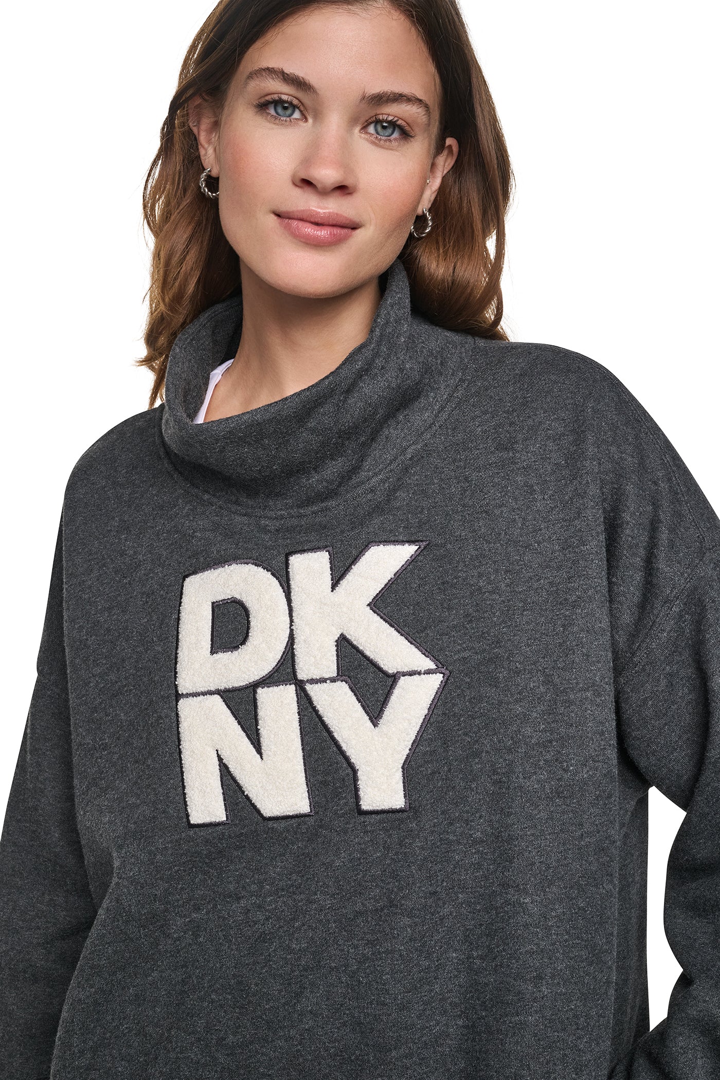 CHENILLE LOGO MOCK NECK SWEATSHIRT