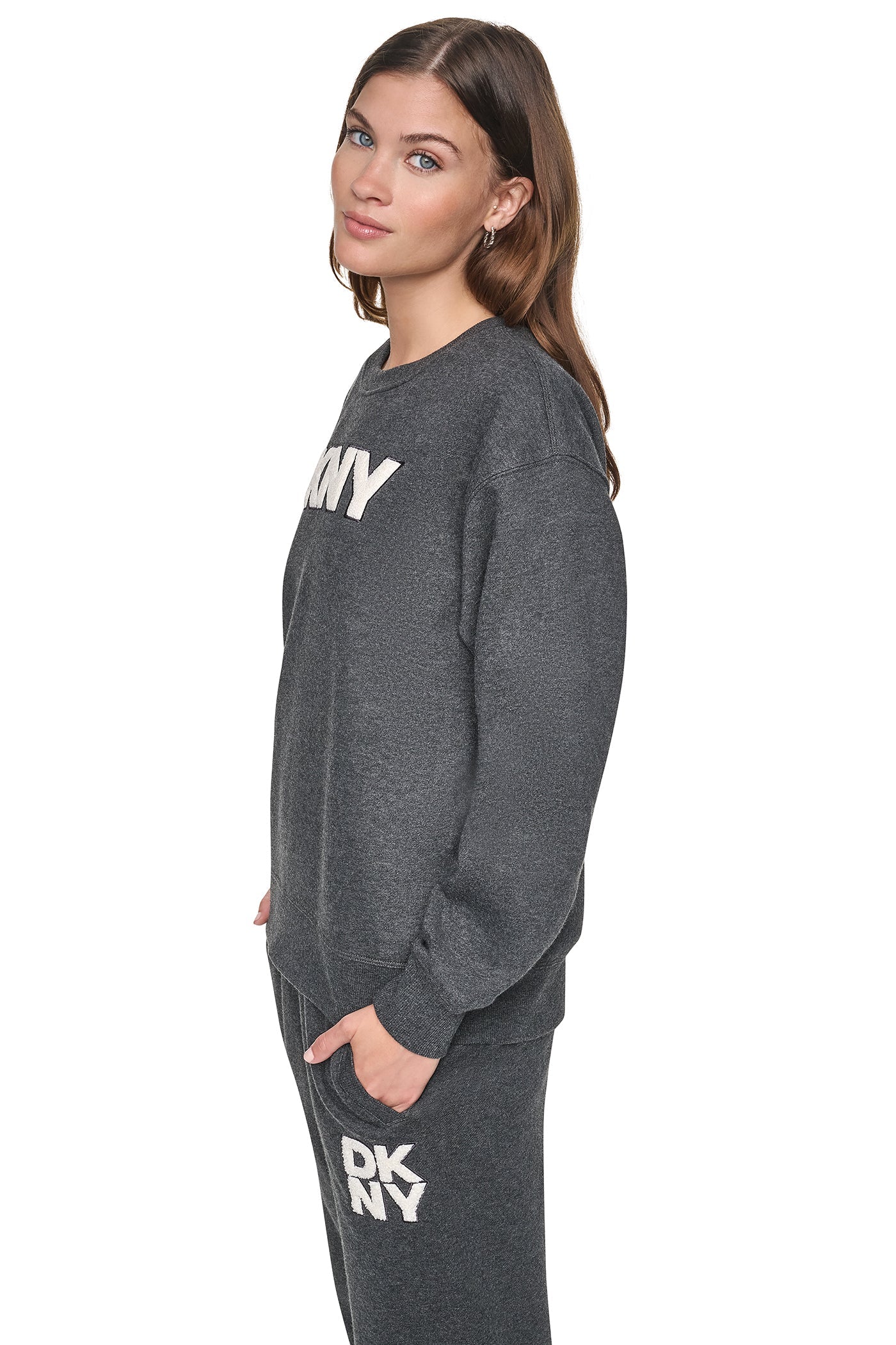 CHENILLE LOGO SWEATSHIRT