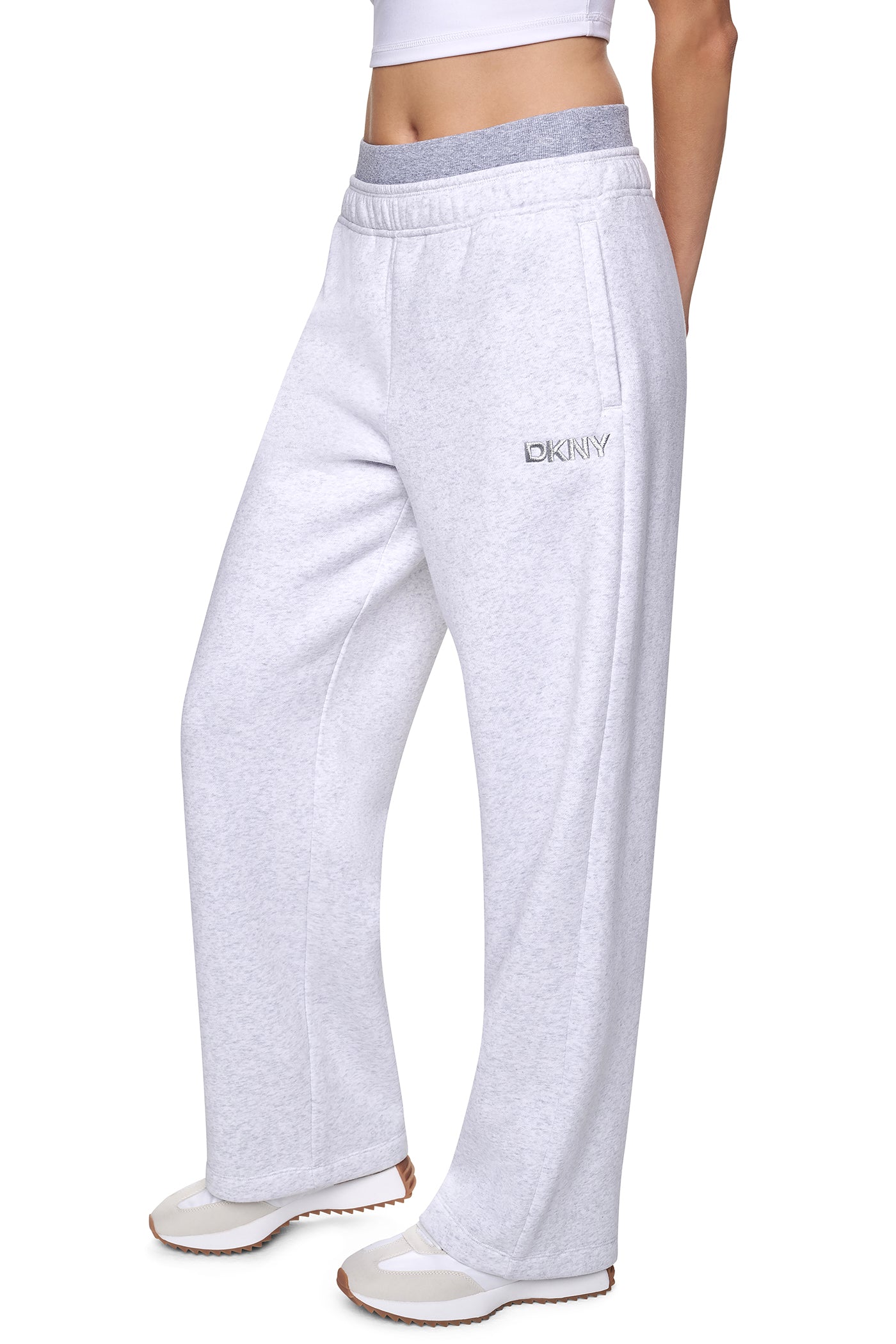 HIGH-RISE METALLIC EMBROIDERY LOGO BOYFRIEND PANT