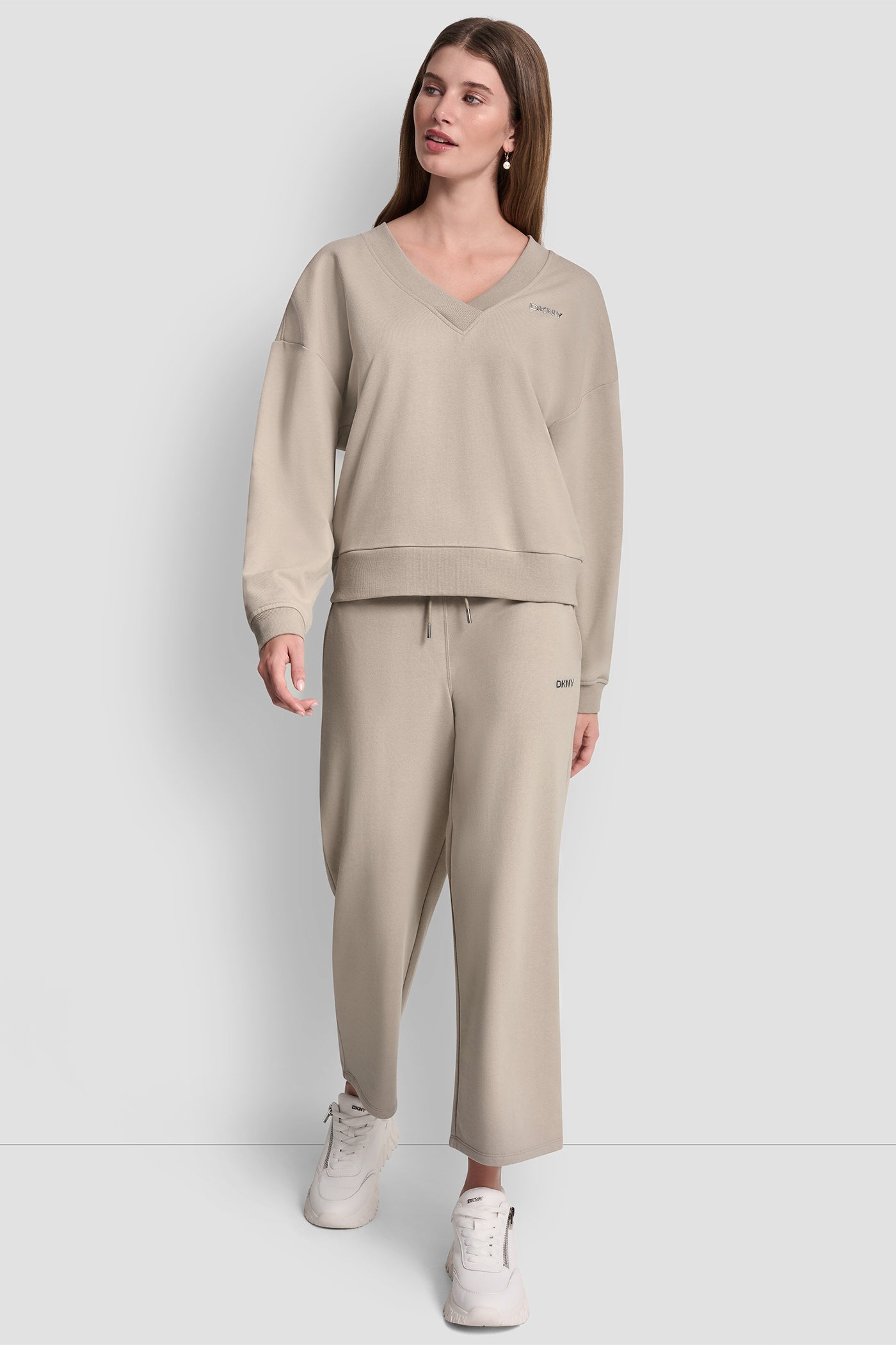 METALLIC BUBBLE LOGO V-NECK PULLOVER