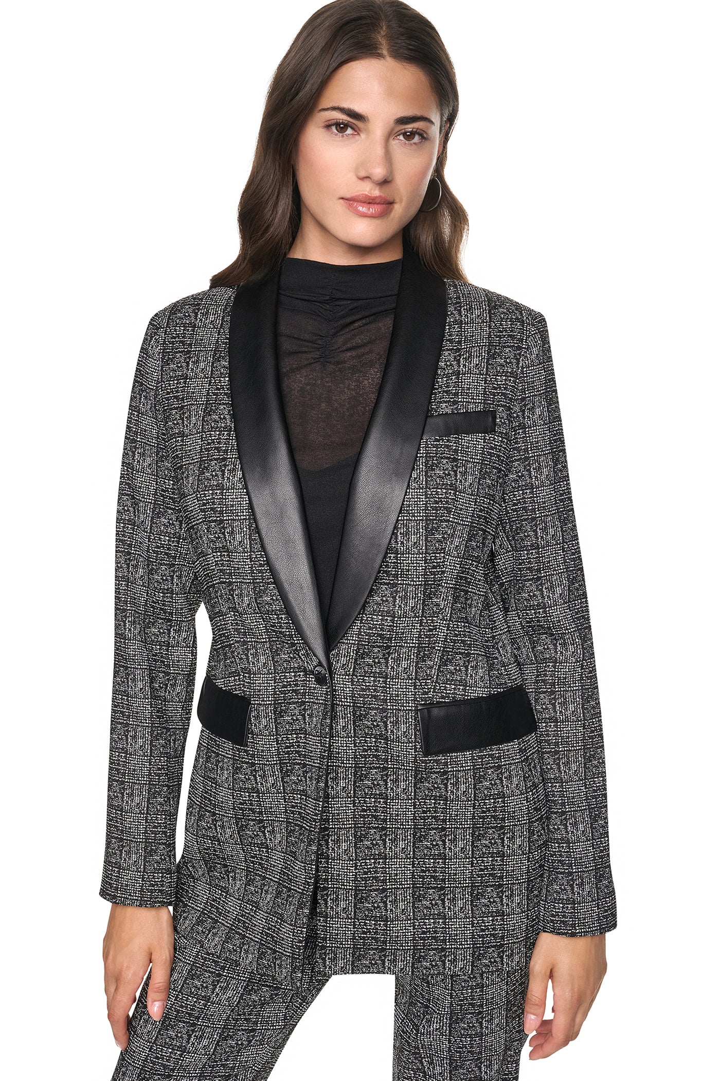 ONE BUTTON BLAZER