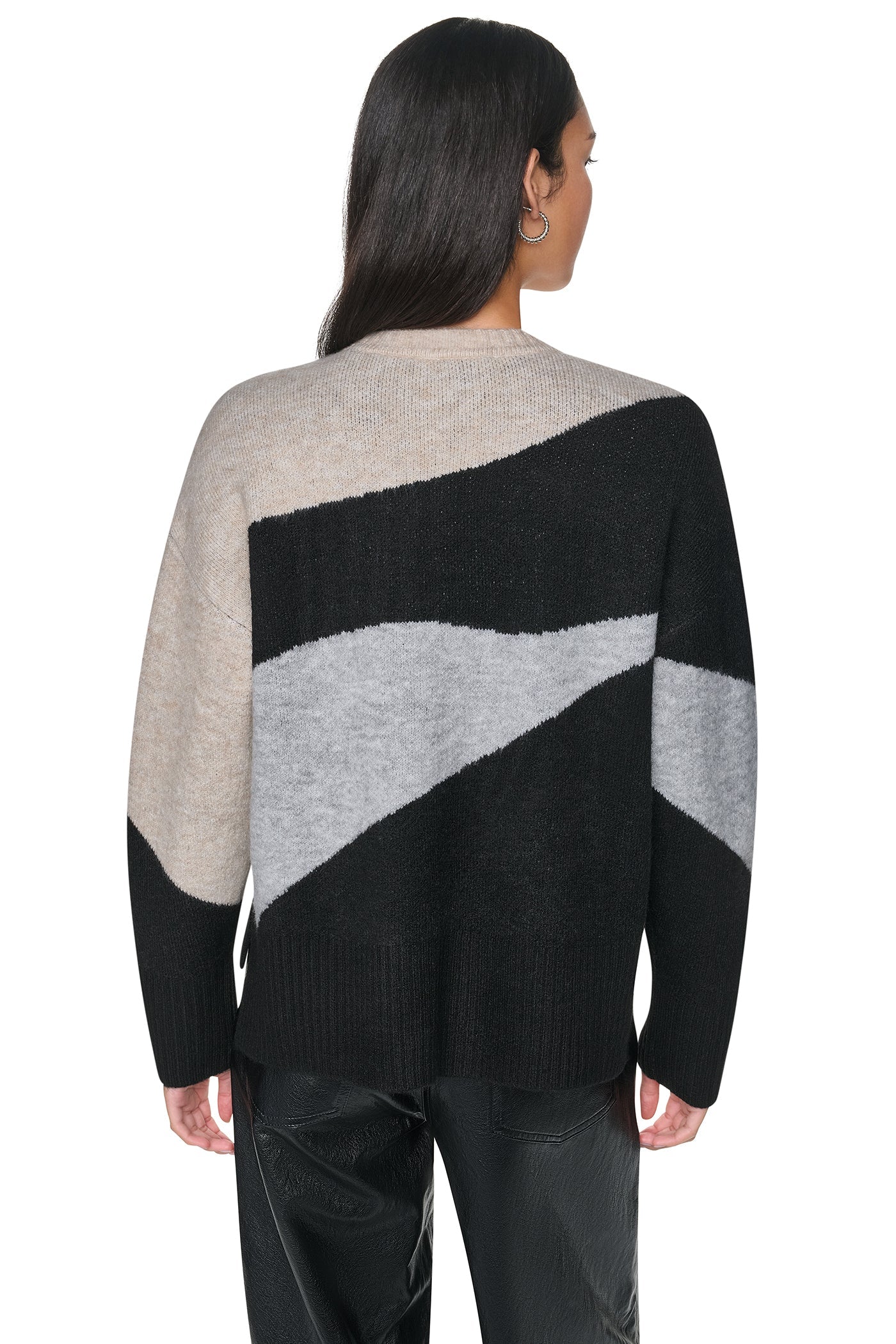 COLORBLOCK CREW NECK SWEATER